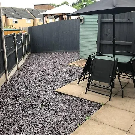 Dudley House **Staycation & Contractors** Sleeps 7 Tipton Exterior photo