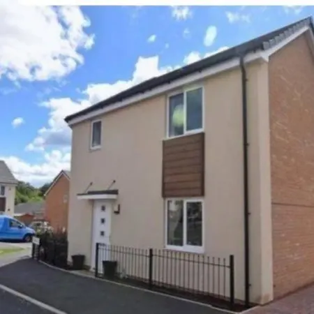 Dudley House **Staycation & Contractors** Sleeps 7 Tipton Exterior photo