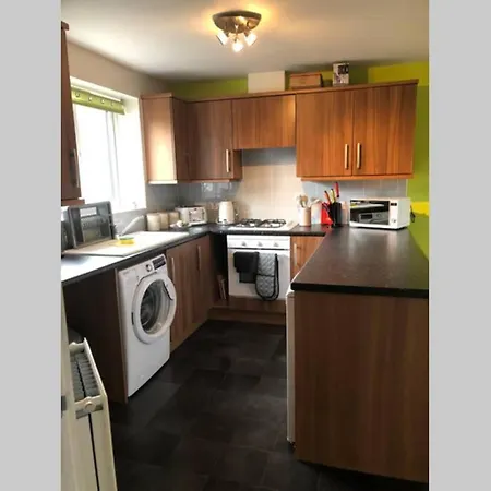 Dudley House **Staycation & Contractors** Sleeps 7 Tipton Exterior photo