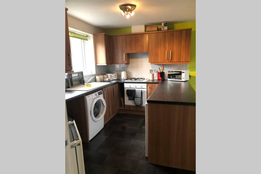 Holiday home Dudley House **staycation & Contractors** Sleeps 7 *